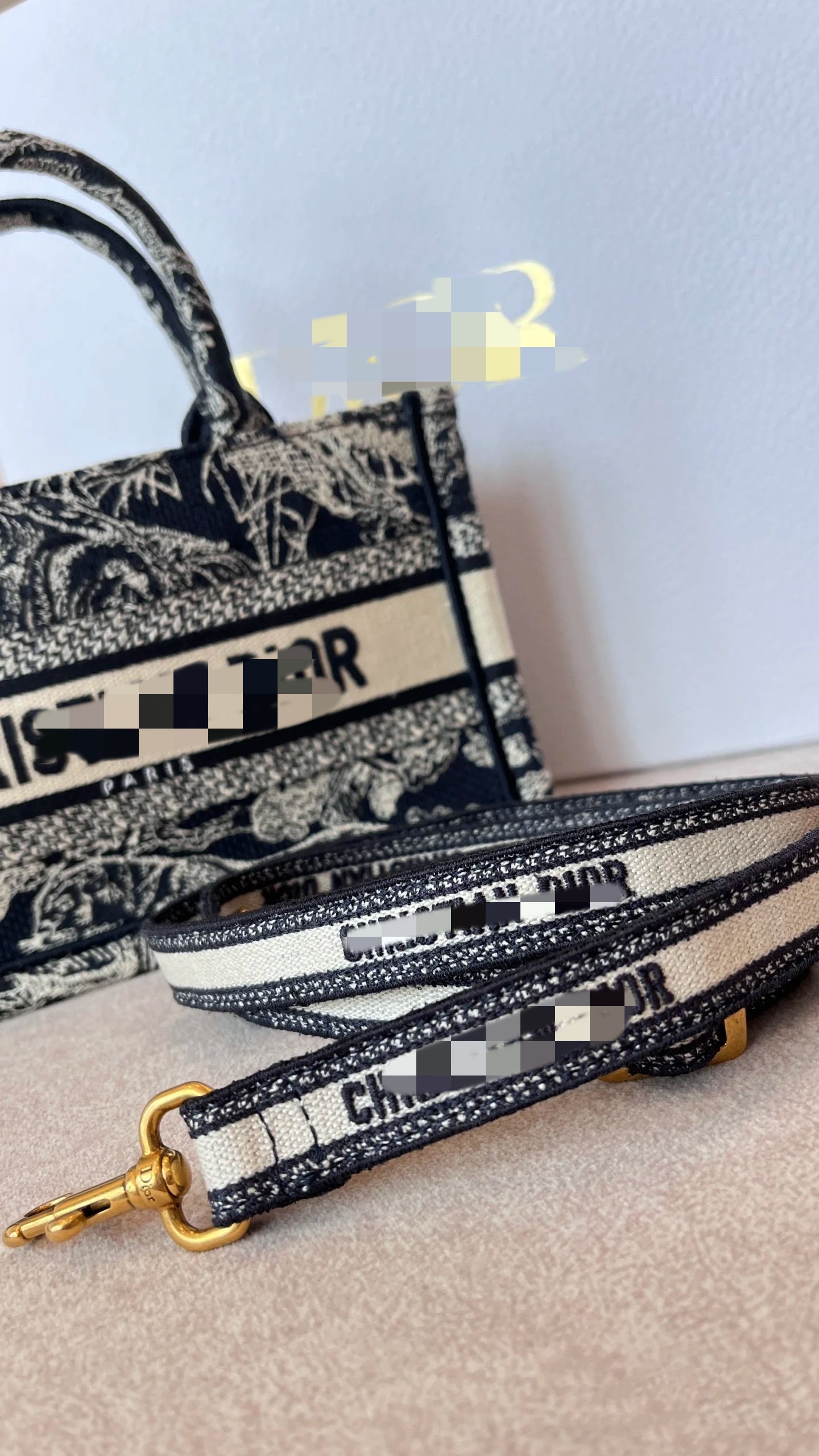 Bbook tote